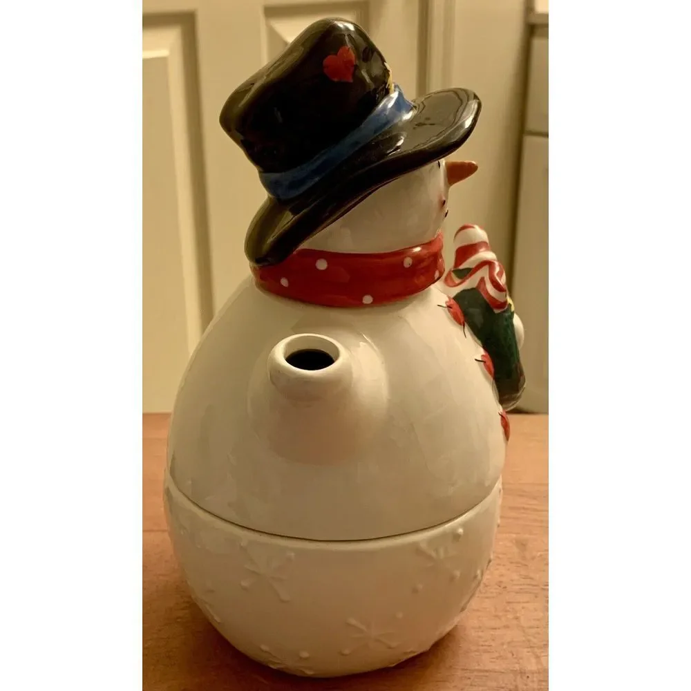 vintage ceramic snowman with‎ wreath teapot and mug